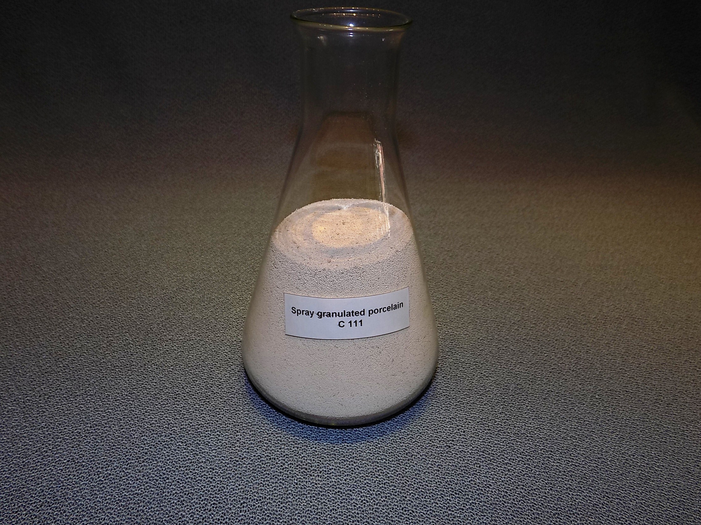 Pulberi granulate C111